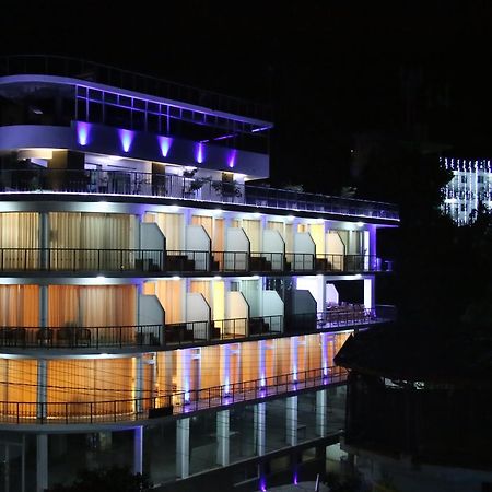 Sky View Grand Hotel Kandy Luaran gambar