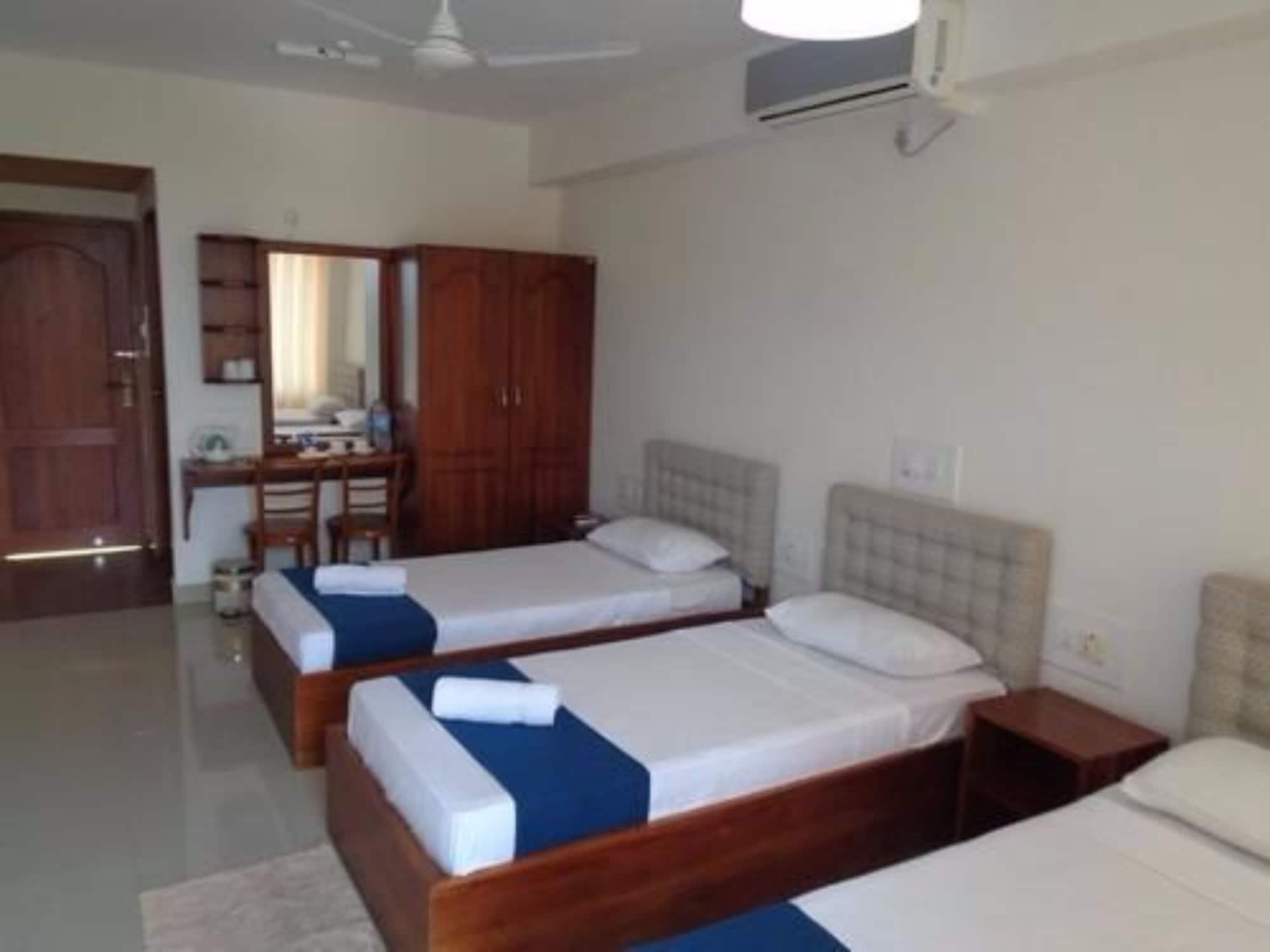 Sky View Grand Hotel Kandy Luaran gambar