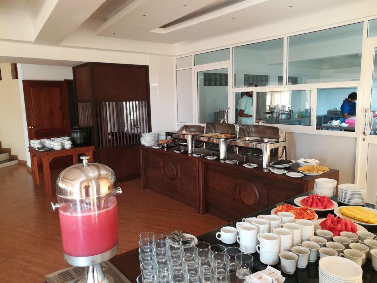 Sky View Grand Hotel Kandy Luaran gambar